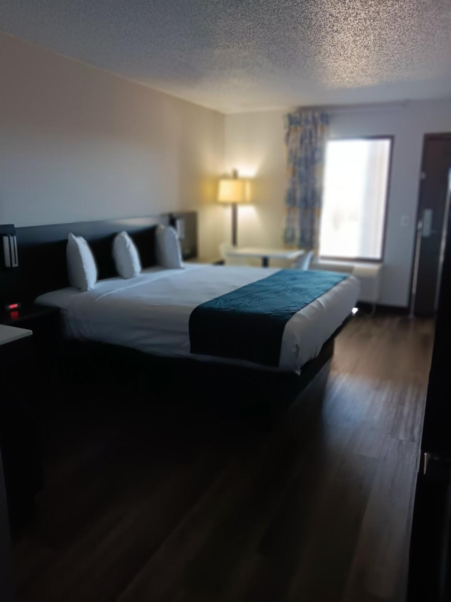 Studio 6 Suites Louisville Ky Airport/Expo Center מראה חיצוני תמונה