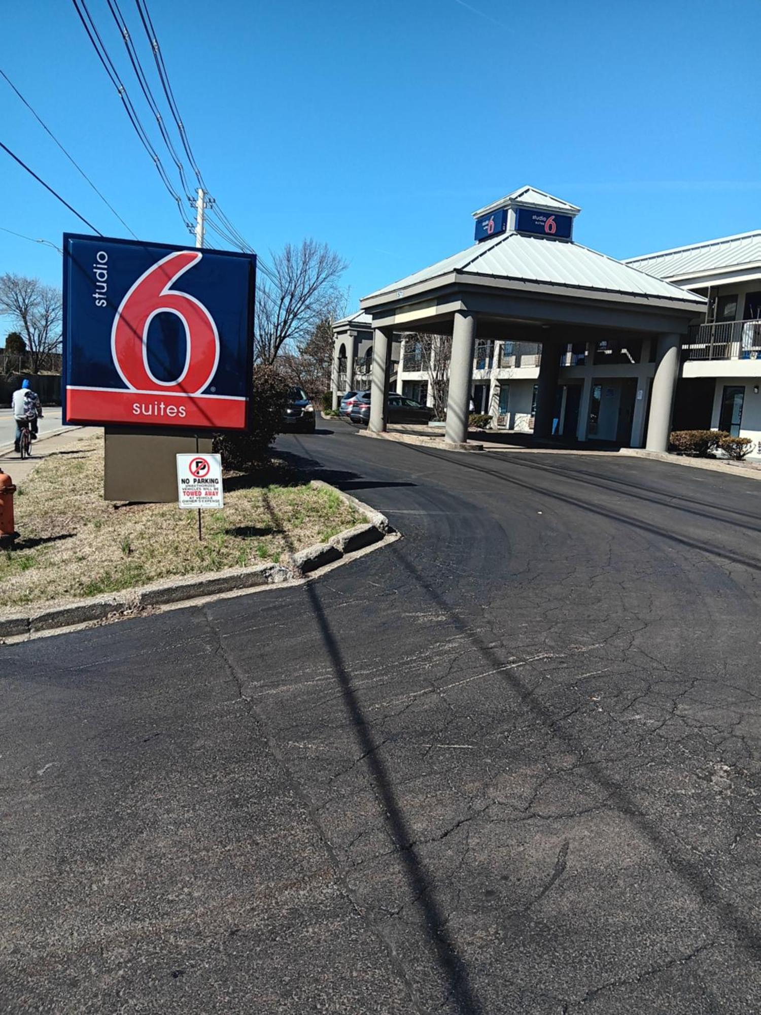 Studio 6 Suites Louisville Ky Airport/Expo Center מראה חיצוני תמונה