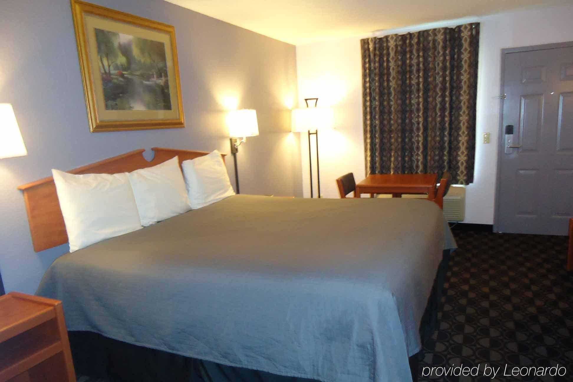 Studio 6 Suites Louisville Ky Airport/Expo Center חדר תמונה